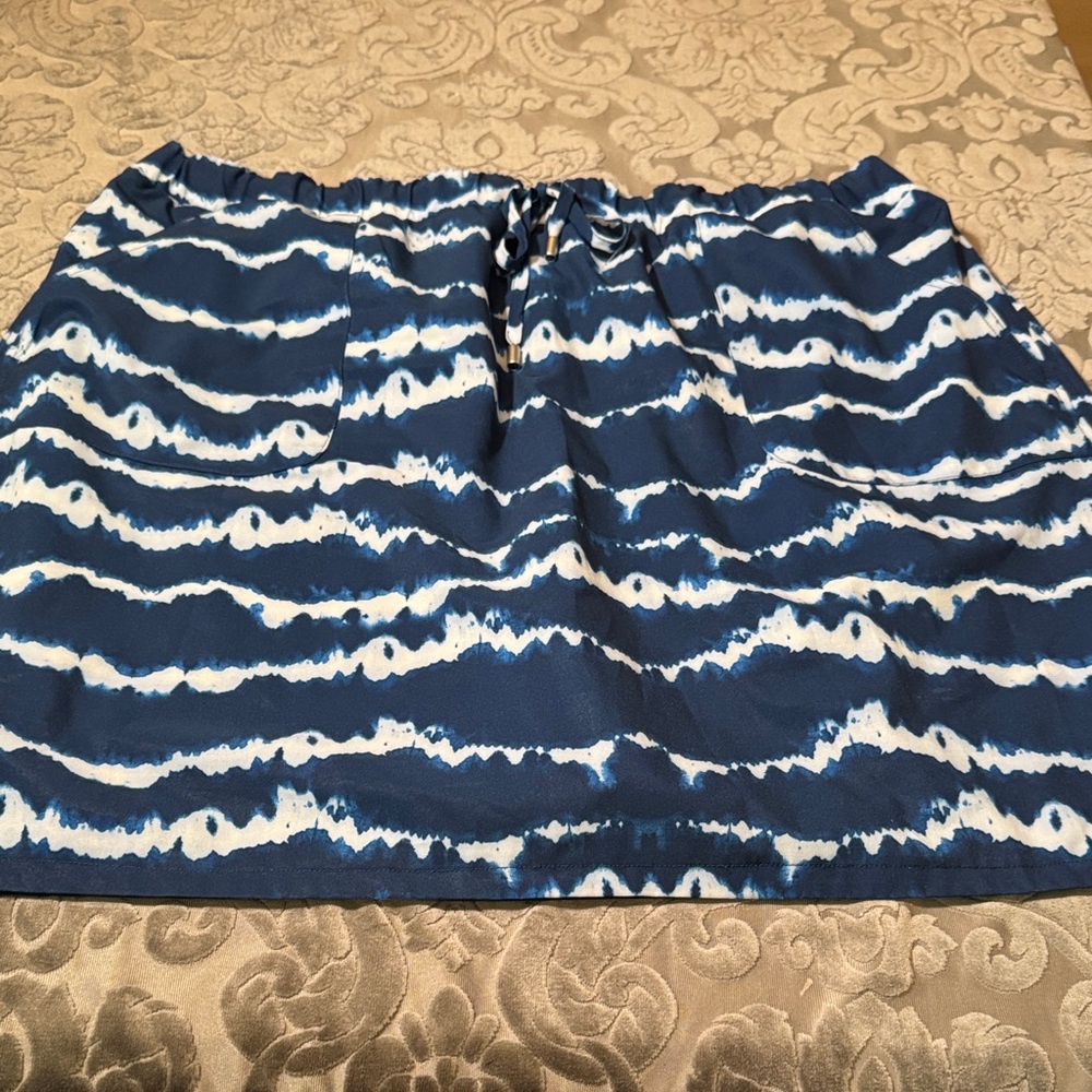Chico's Zenergy Navy and White neema Wave Skirt Sz 3 (16)